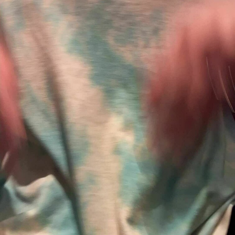 雑魚乳首で甘イキ動画♡
下からアングル❤️