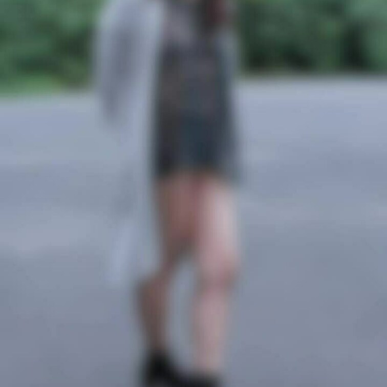 露出に季節は関係ないですね
寒くなってもがんばります🌹