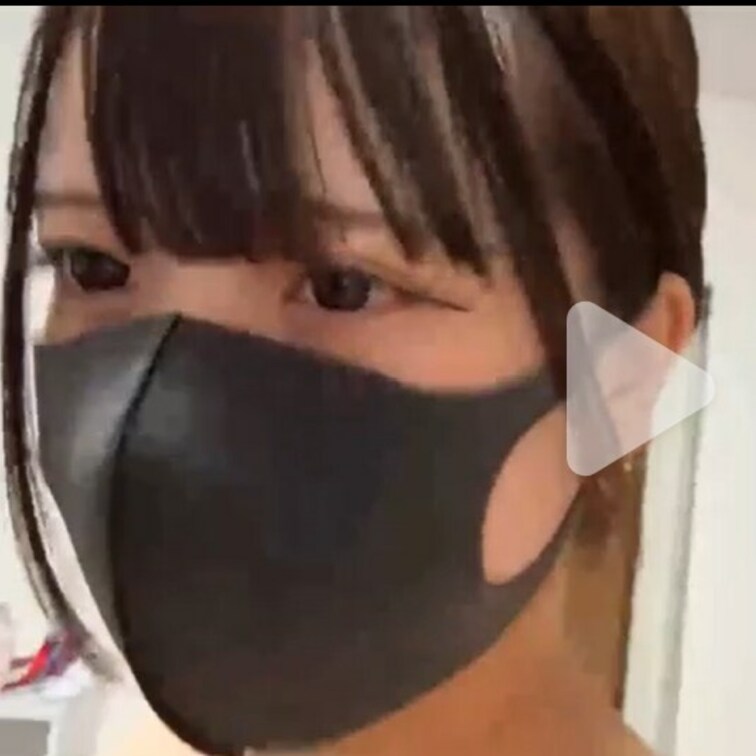 【りん 18 歳】

りんさんのライブ配信の課金部分を【見逃し配信】できちゃいます

生配信 だと、1 回の課金