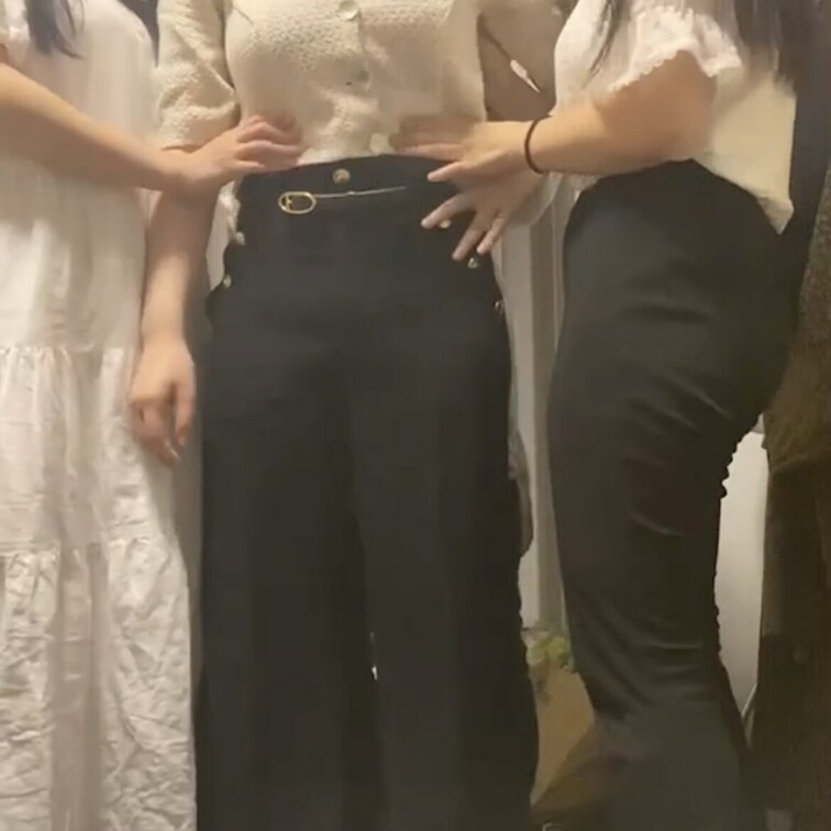 
皆様いつもご購入ありがとうございます☺️
今回のくすぐり動画はこちらです👍

是非見てあげてくださいね(  ˆ