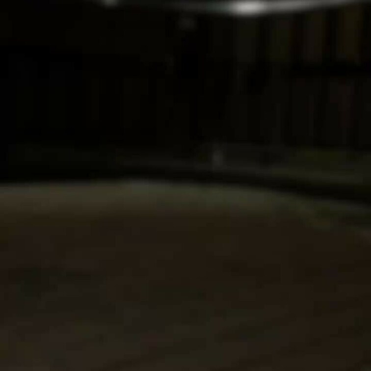 露出しました。
早朝、まだ明るくなる前に。
露出は興奮する…
もっと攻めた事してみたい。

いつも長くて2分く