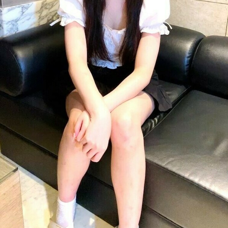 手コキ講習【新人女子大生】トー〇界隈にいそうな女の子が面接に来ました。控えめで少し気だるそうな手コキと言葉攻めに心を掴ま