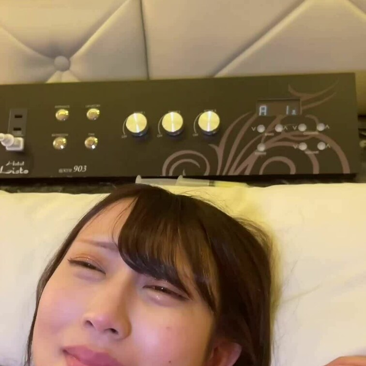 10/3 19:00から後半配信中です

【スマホ縦動画】【後半】俺の性処理ペット❤️堕ちたグラビアアイドルあやか❤
