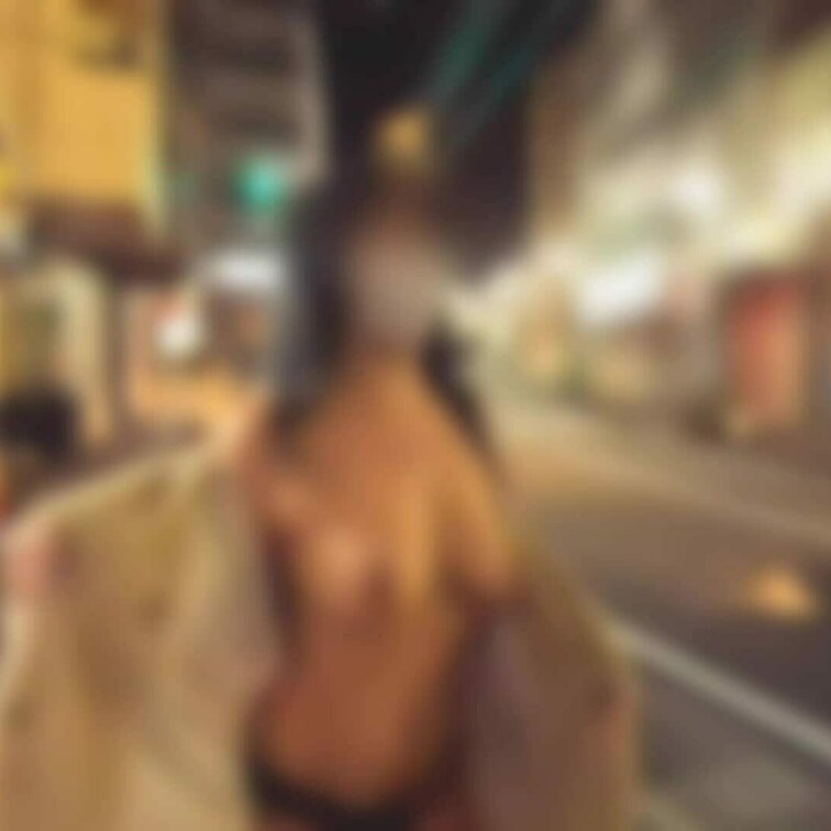 欲張りプラン
道路沿いの露出は変にテンションが上がっちゃいます🤭