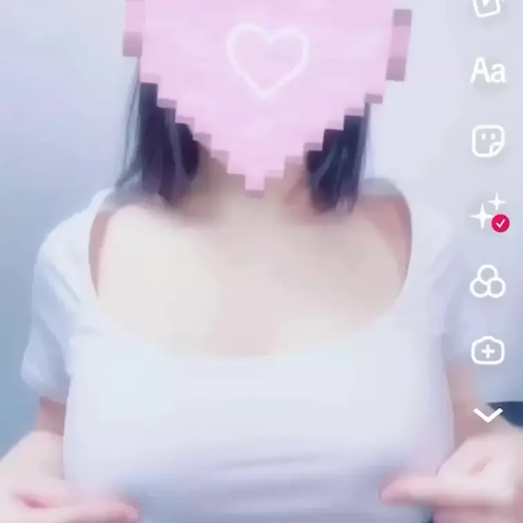 【単品購入限定】
ファンサイト限定の
えちえちダンスTikTok
4連発です❤︎