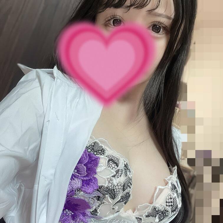 エチエチな動画沢山投稿します♡
フォロワーください🥺