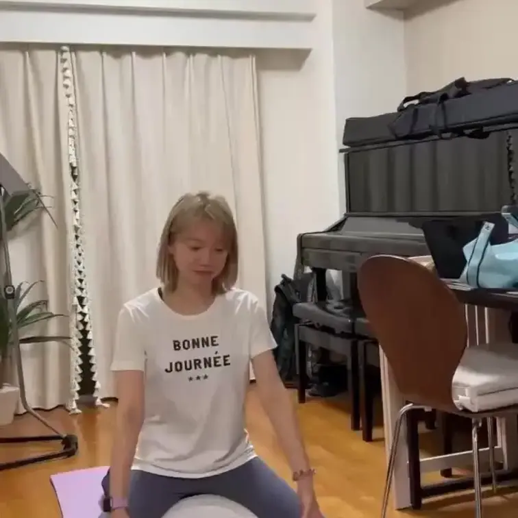 皆様大変お待たせしました！
今回皆様大変お待たせしました！
今回のくすぐり動画はこちらです👍

是非いっぱい見て