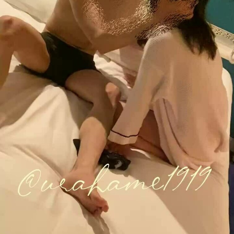 寝取られ相手とキス