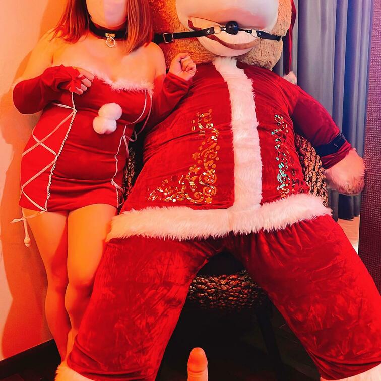 クリスマスコス😈🎄
素敵なお部屋でした🏨❤️
また行きたいなぁ🥰

近々、義○○○アカウントで🎥アップされるので