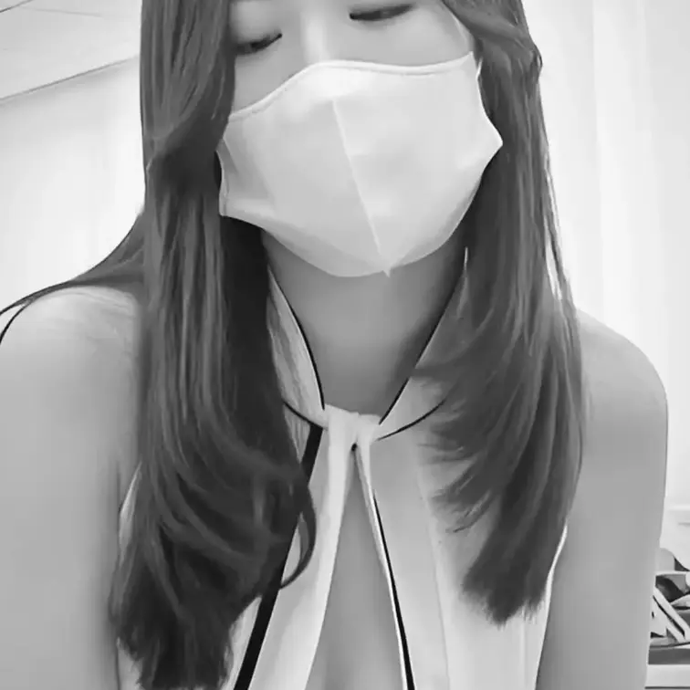 第二新卒で入ってきた〇〇ちゃん研修 文句を言わす言うことをよく聞いています 今日は白い下着のセット 身長148cmと小柄