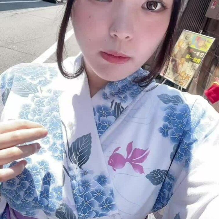 浴衣のお○○○さん❤️

今月はどんな月になるのかなー？？
夏祭り行きたい！浴衣着たい！

たませんなるものが