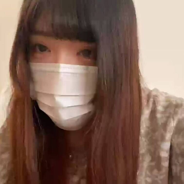 【みれい 20 歳】

みれいさんのライブ配信動画です
生配信 だと、1 回の有料配信を視聴すると、おおよそ平均 