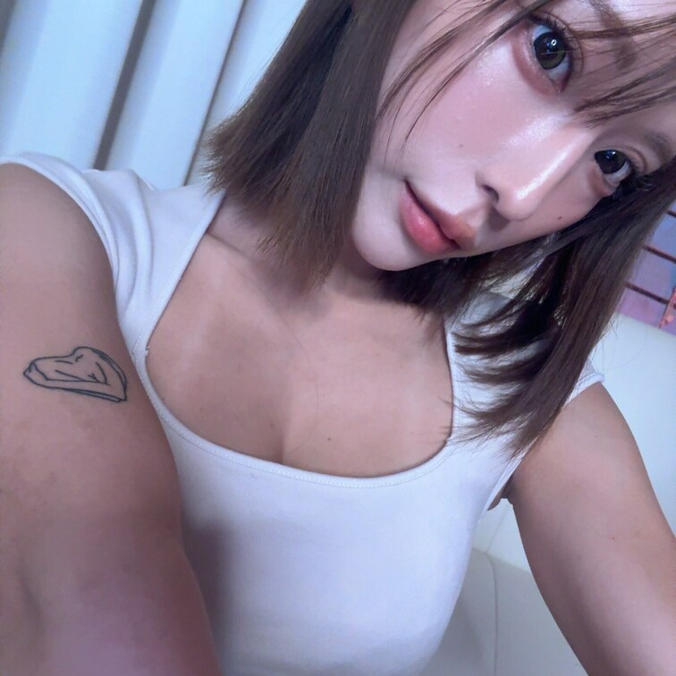 まもなく重大な発表あります！
ハートをポチとおしてフォローお願いします！