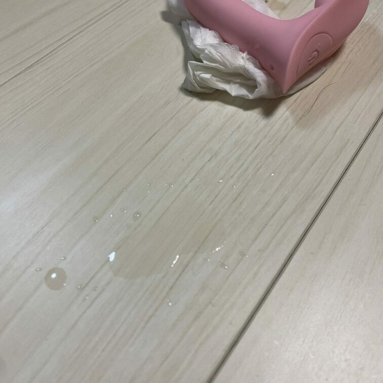 deens妻ファン必見！自慰ムービー　遠隔リモコン試してみた　
普通を装っていたけどラストの引き抜く際に潮吹き💦特典映