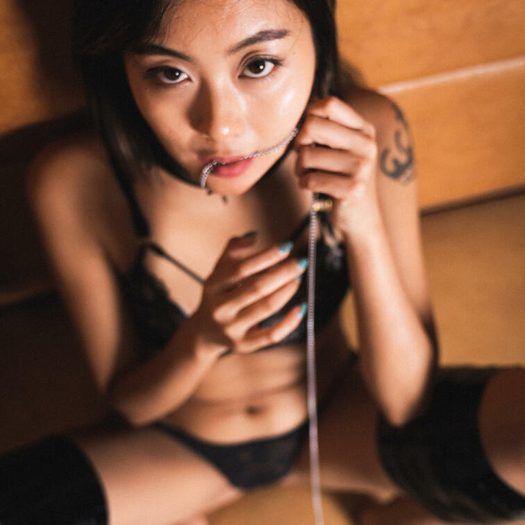 4月のモデルさん募集中!
もう少ししたら露出写真集や大人の玩具動画アップしてきます!
フォロー、チップよろしくです🙏