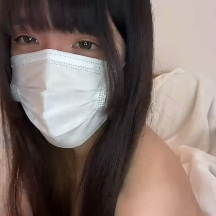 【みれい 20 歳】

みれいさんのライブ配信動画です
生配信 だと、1 回の有料配信を視聴すると、おおよそ平均 
