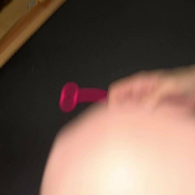 夫チンチから与えられたインナーボール💦
中に鉄球？が入っていて微妙に隙間があるのでゴロゴロ動いて振動します。一番重くて