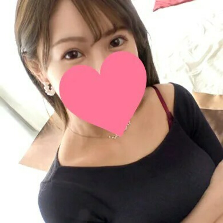元レースクイーンの美脚美女PJチャン🚗⛱️
お淑やかな女性に見えてかなりの肉食女子です❣️
華奢な身体からは想像もつ