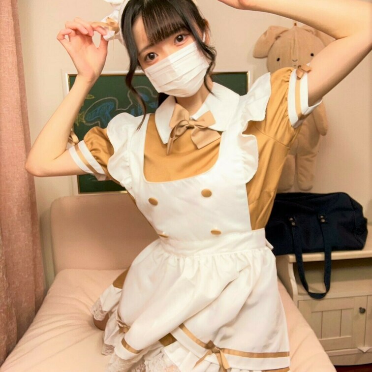 お気に入りのメイド服です🐰
どうですかね、ご主人様～(⋈◍＞◡＜◍)。✧♡

この続きの、えっちな姿は別プランで🥺