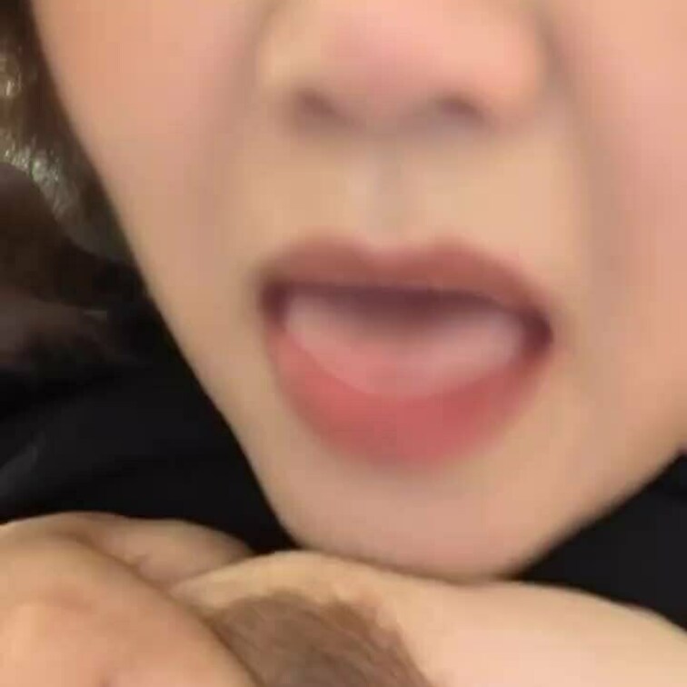 女の子日でムラムラたから、お出かけ先で。。。