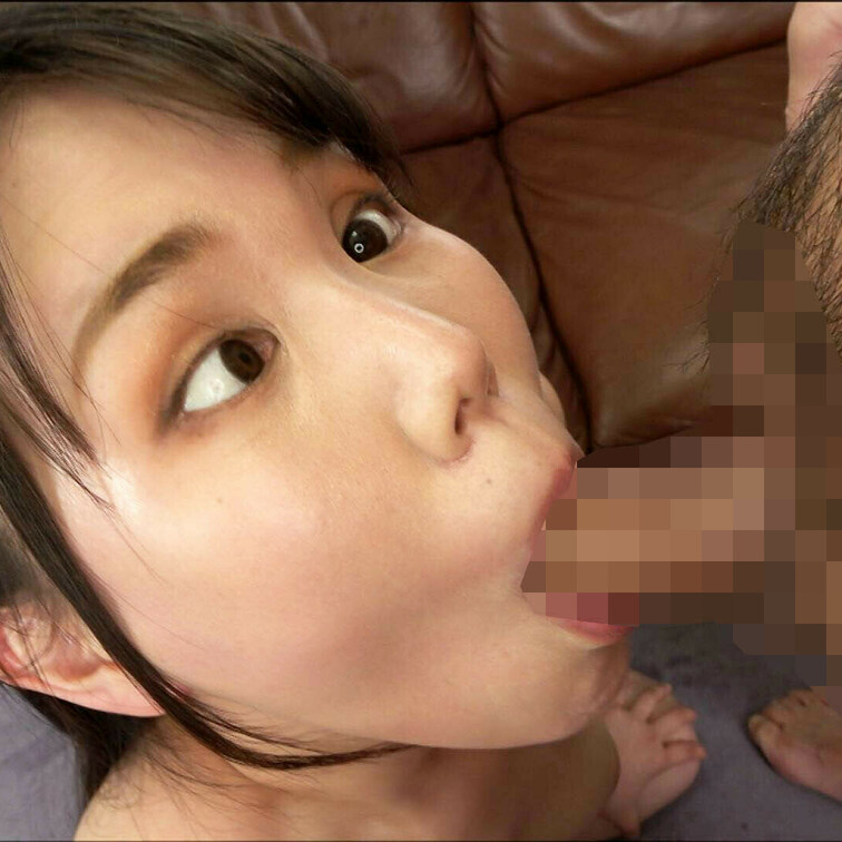 みほちゃん【素人/暴発/口内発射】

おフェラのお仕事にやってきた素人ちゃん。初めてのエッチなお仕事に戸惑いながらも