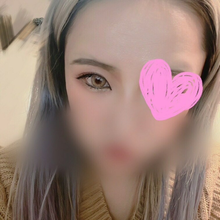 あすかだよん♡ギャル風のメイクにしてみたよ🥺
本当はMだけどS風のメイクしてみたかったの❣️
○○○してくれ