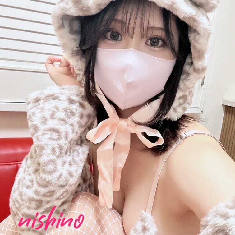 猫コスプレ西野さん☆パイズリまでの前半を公開しました。
https://myfans.jp/posts/489b8f0