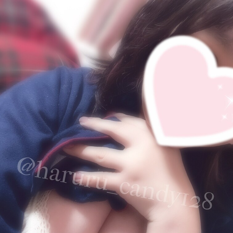🍒おっぱいチラ見せ🫣🍒
Twitterに載せたやつ
こっちにも載せてくシリーズ🙌
見た目は童顔なのに
実