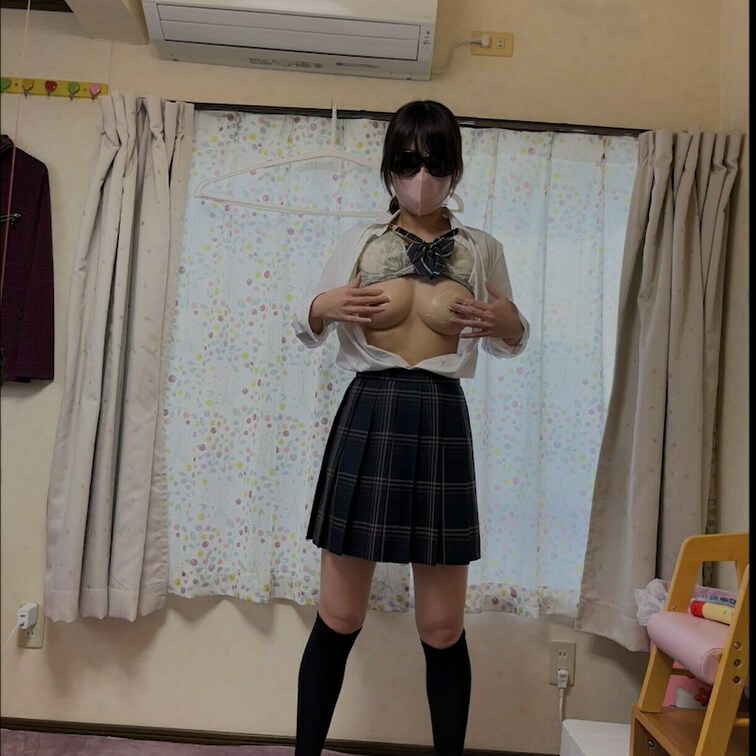 乳首にマヨネーズつけてオナニーしました