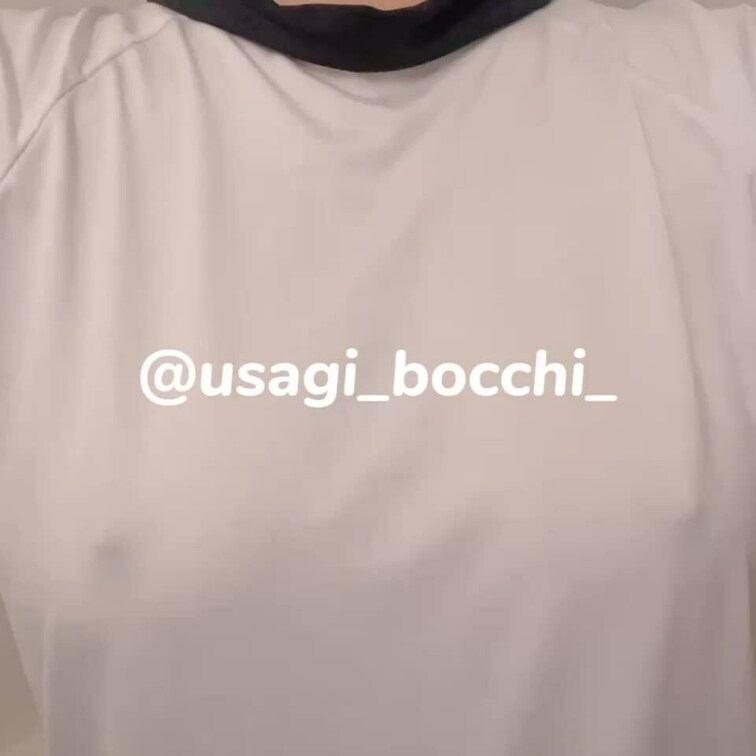 ノーブラ体操服にシャワーかけてみた 🙄🤍