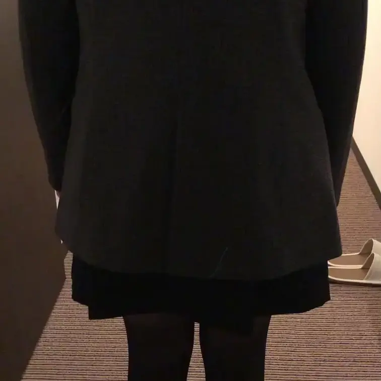 この動画はストッキングが好きな人向けになります❤️

長時間ブーツと靴下を履いていましたので、脱いで黒ストッキング足