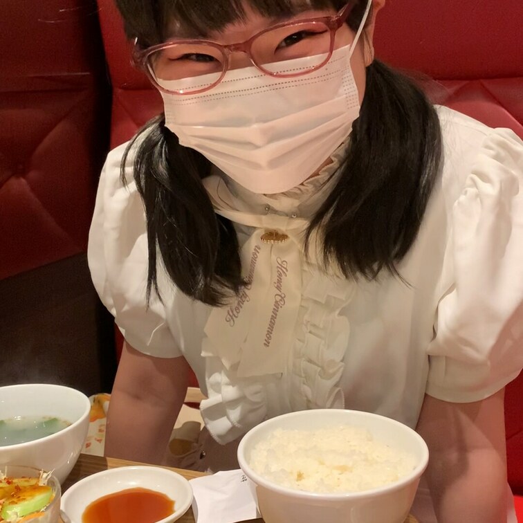 025_オフ会挨拶_昼食_スマホ動画

もこのオフ会の始めに皆さんと焼肉食べました♪

このあと、カラオケ行って