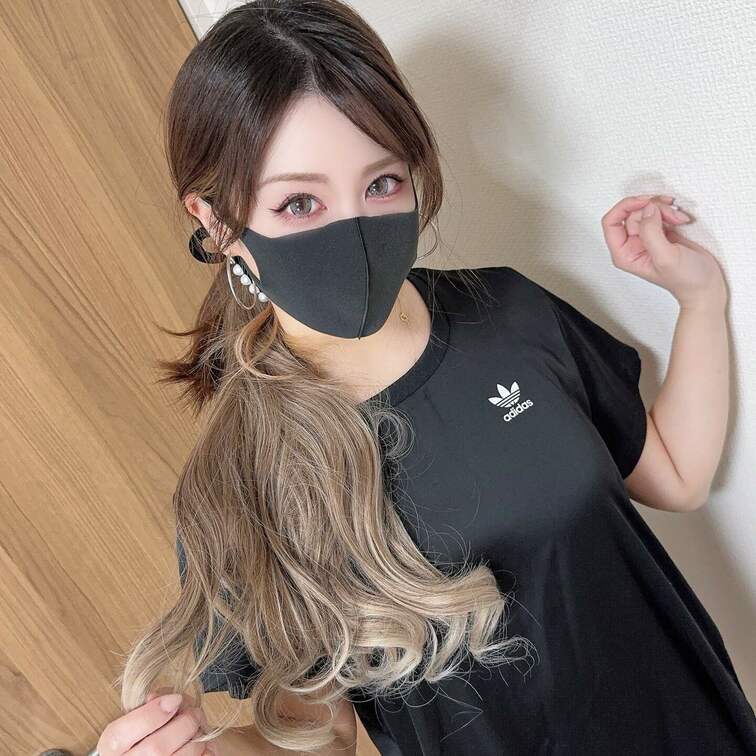 おはよｰ♡
動画見てくれてありがとｰ︎💕︎
スｰツ好き多いんだね🤭