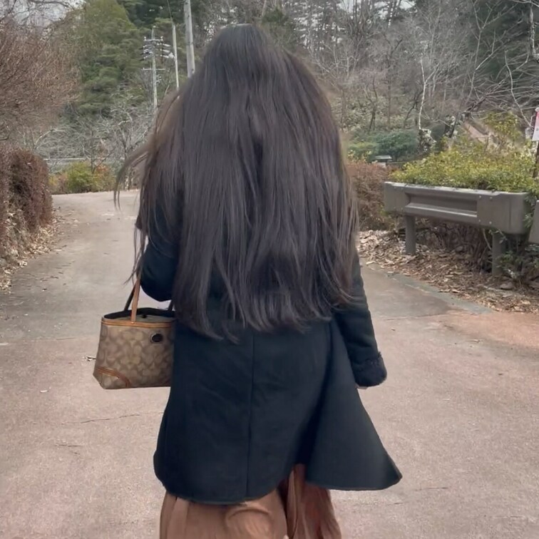 【2023年2月号】
髪をなびかせて歩く動画（曇りバージョン）
#髪フェチ #ロングヘア