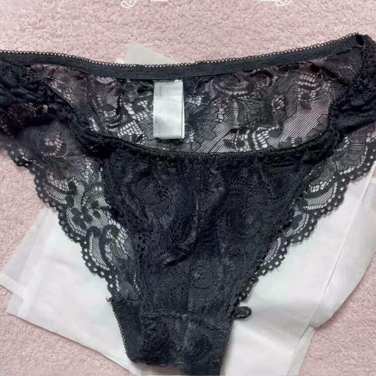 パンコキからのぶっかけです☺️
妻のまんこめちゃくちゃ気持ちいいですがパンツだけでもものすごく気持ちいい😍

クロ