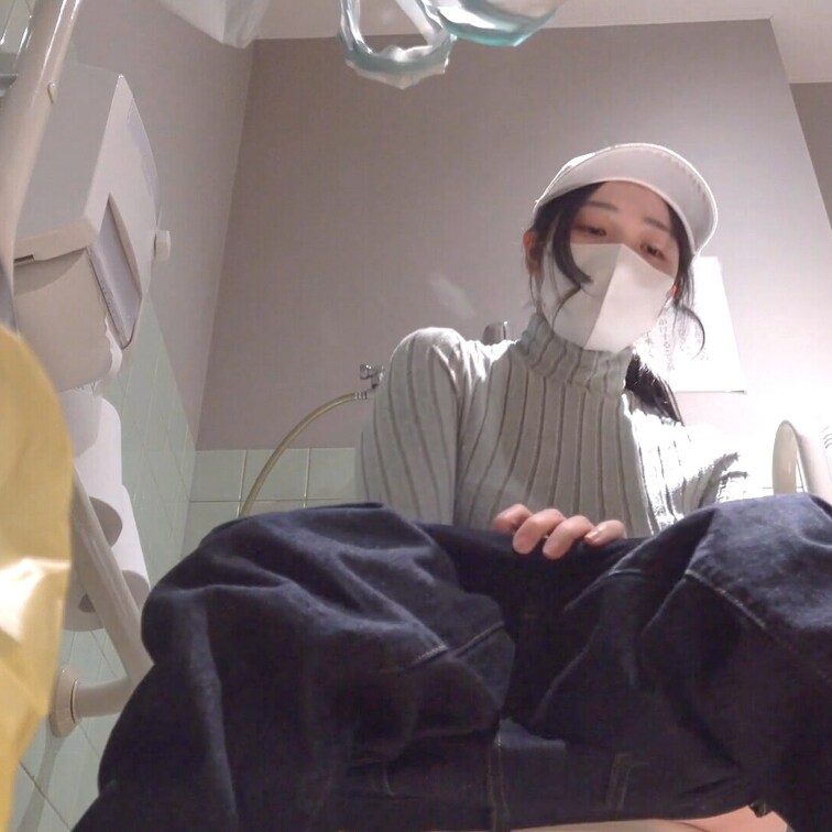 コソコソトイレに入り、大胆全裸でオナニーするマンネリ人妻。
単品販売商品は、こちらから↓
https://m