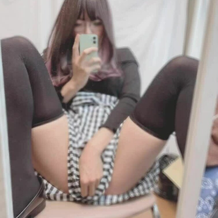 私服オナニー