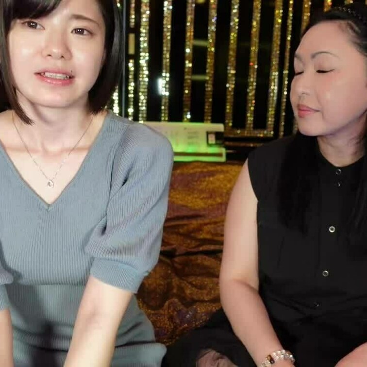  やっほーららです❣️

今回の動画はお尻の穴でイクイクする動画です🫣

実はこの時初めてのアナルだったんだけど