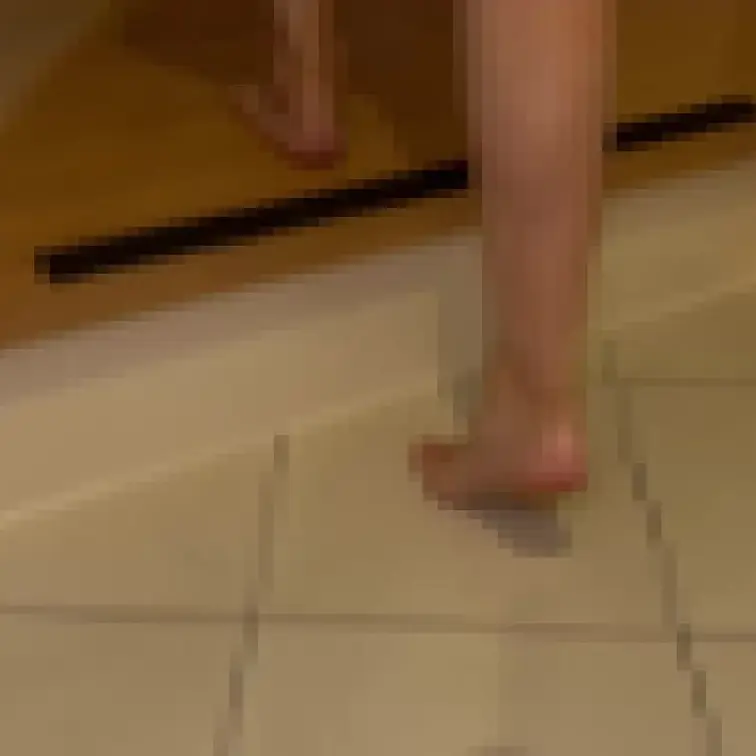 尺八娘97のお試し動画。

今回応募してくれたのは元CAのショートカット美女。
退職後もそのインテリジェンスを感じ
