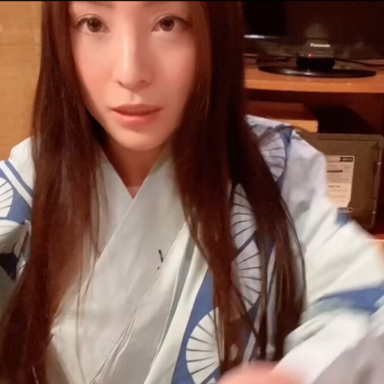 ⭐️お気に入り》ボタンを押すと、なっちが喜びます🍒✨

温泉で体を癒した後の晩御飯、とっても幸せな時間でした！
