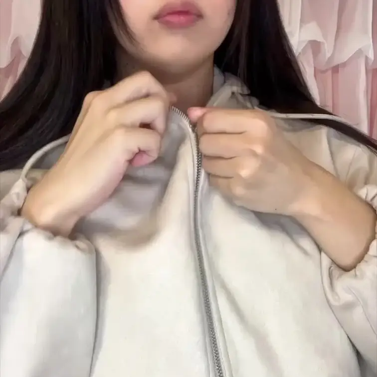 上着を脱いだらグレーニットの大迫力OP♡〜プレミアム〜