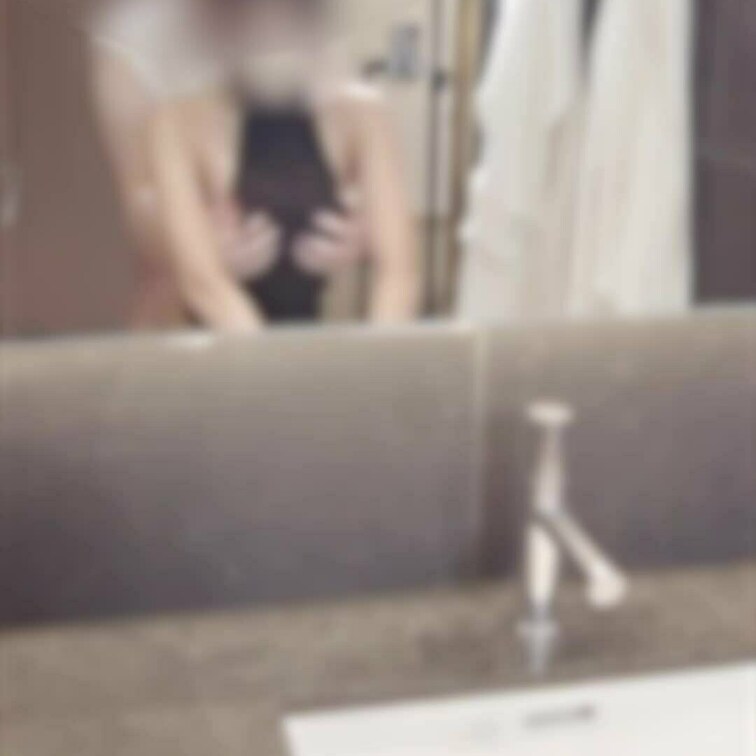🐰❤︎
.
.
.
フル動画はこちら
https://myfans.jp/posts/5c4f9d31-37a