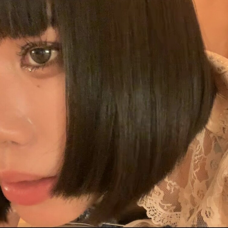 ⭐︎細身黒髪美女降臨⭐︎
 クールな美少女が喘ぐ！　唾液が絡む濃厚キスsex！
 唾液もたっぷり飲ましていただきまし