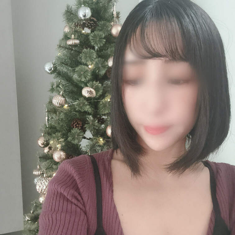こんばんは人妻ゆうです💋🩷

プレゼント🎁の無料動画は見てくれたかなー？

クリスマスシーズン到来💕
というこ