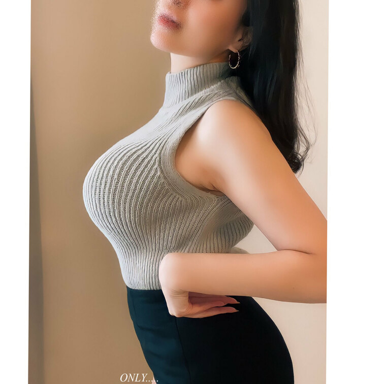 この中から全顔出しを🌹4本プラン支援者様へプレゼントです❣️🌹3本2本の支援者様には○○○で💕明日中にDMで送らせていた