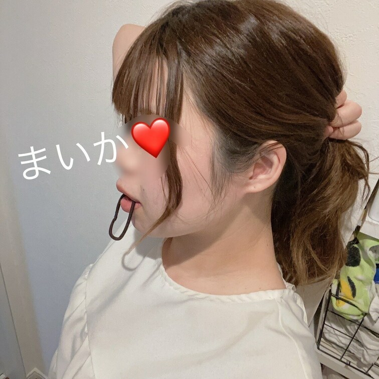 ただ髪の毛を結んでるだけ🤭😙🩷