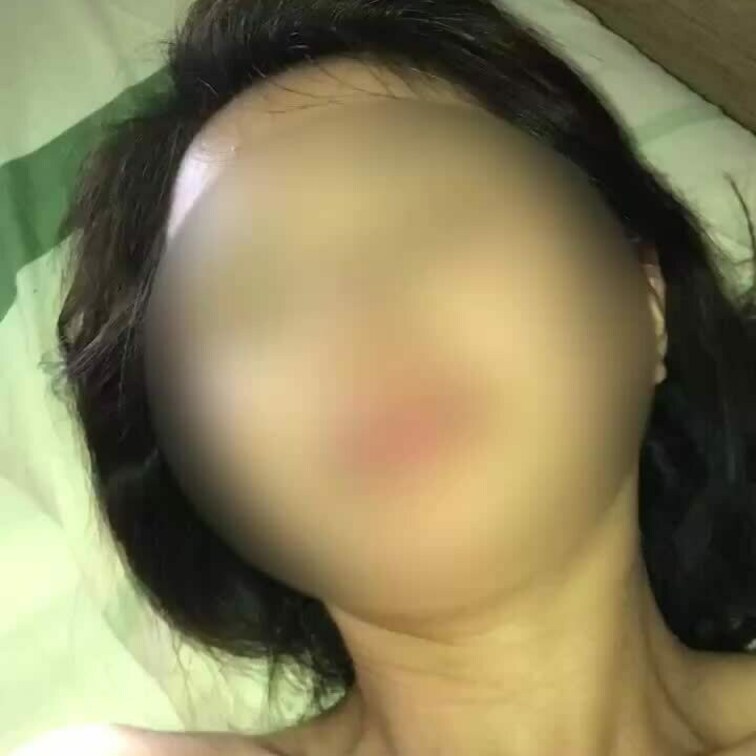 単独様に汚された後「愛してるのにいっちゃってごめんなさい。。」
汚された後の妻はいつもより愛おしく、綺麗です。。