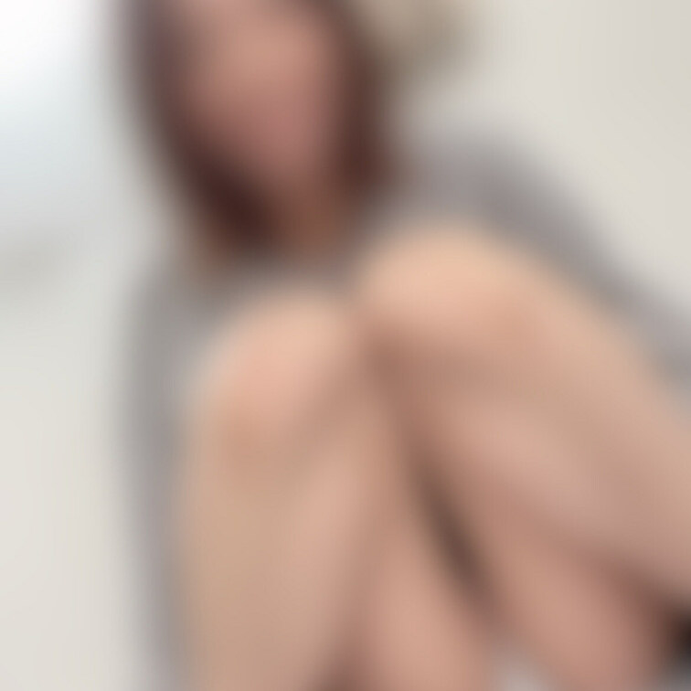 11月になりましたね👏✨
今月もよろしくお願いします❤️
あいかわらず足があざだらけだね😖
よくぶつけちゃうの🥹🥹