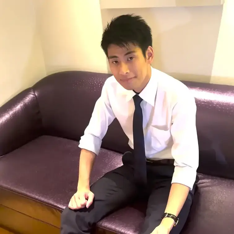 上司の黒崎さんとスーツを着てセックス!