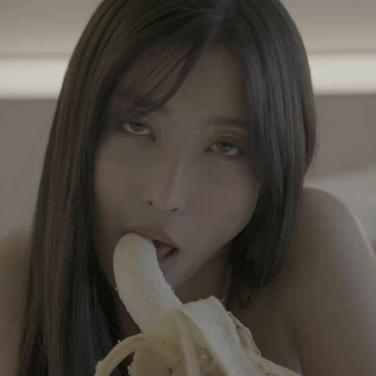 真面目にバナナを愛してます